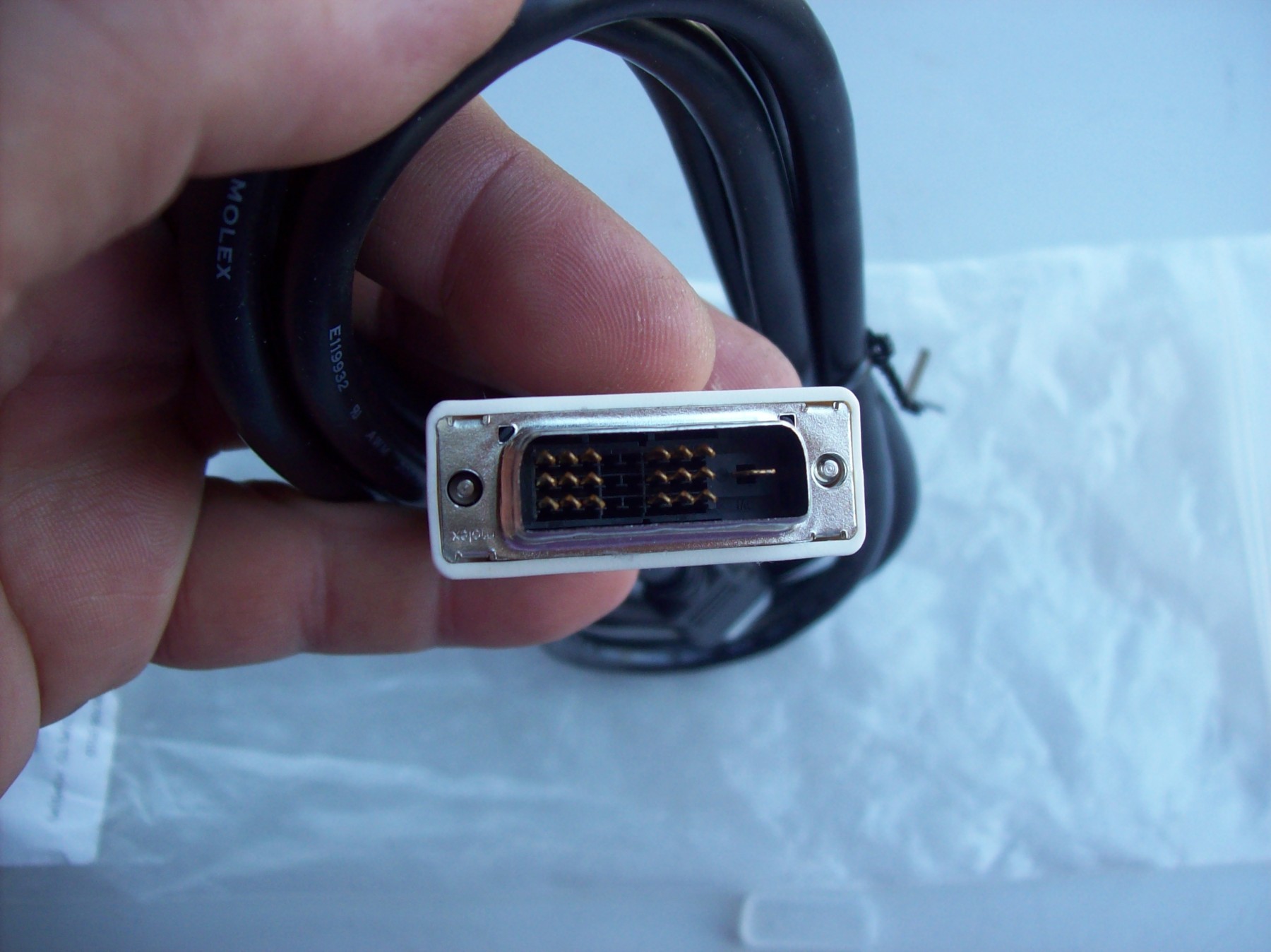 DVI-D-M-na-HDMI-M-kabal-2-metra-nov_slika_O_130944833 KABL KABLOVI DVI-D, PAKOVANJE 50kom - Slika 1