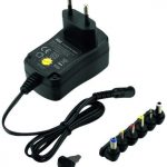 WELL 3V-12V 2250MAH UNIVERZALNI ADAPTER